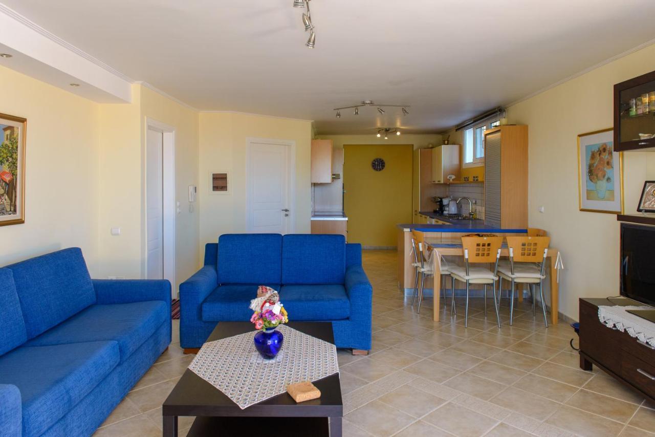 Artemis Riviera Villa Exterior photo