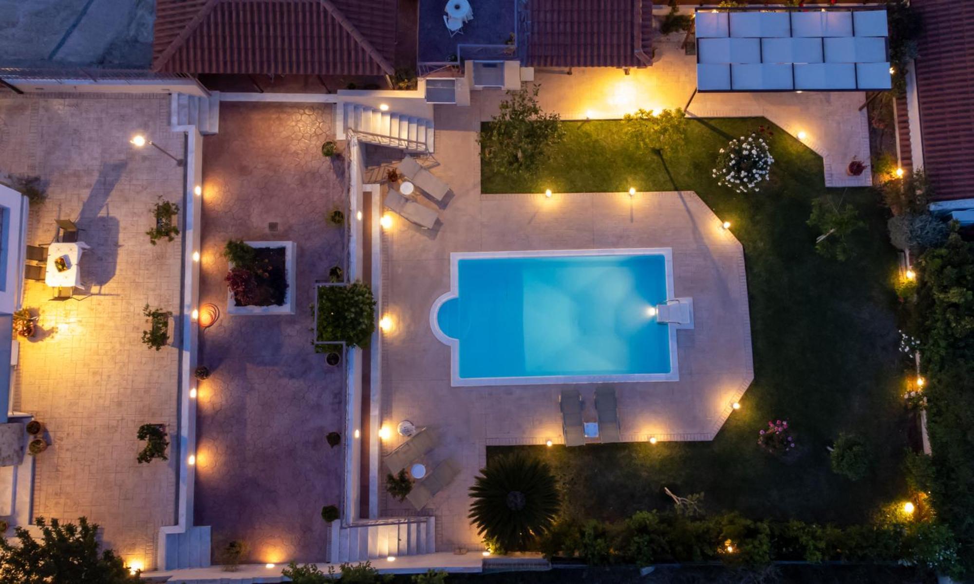 Artemis Riviera Villa Exterior photo