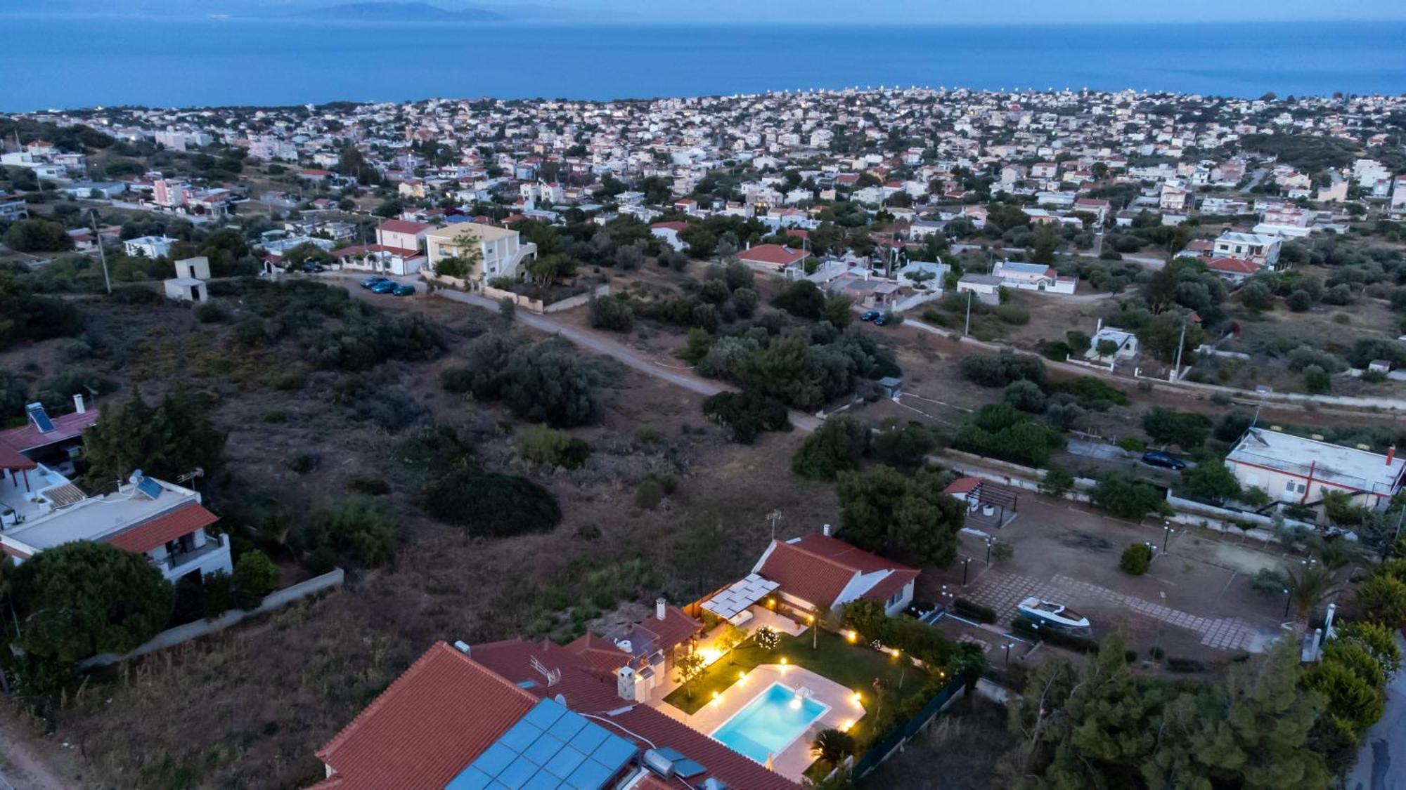 Artemis Riviera Villa Exterior photo