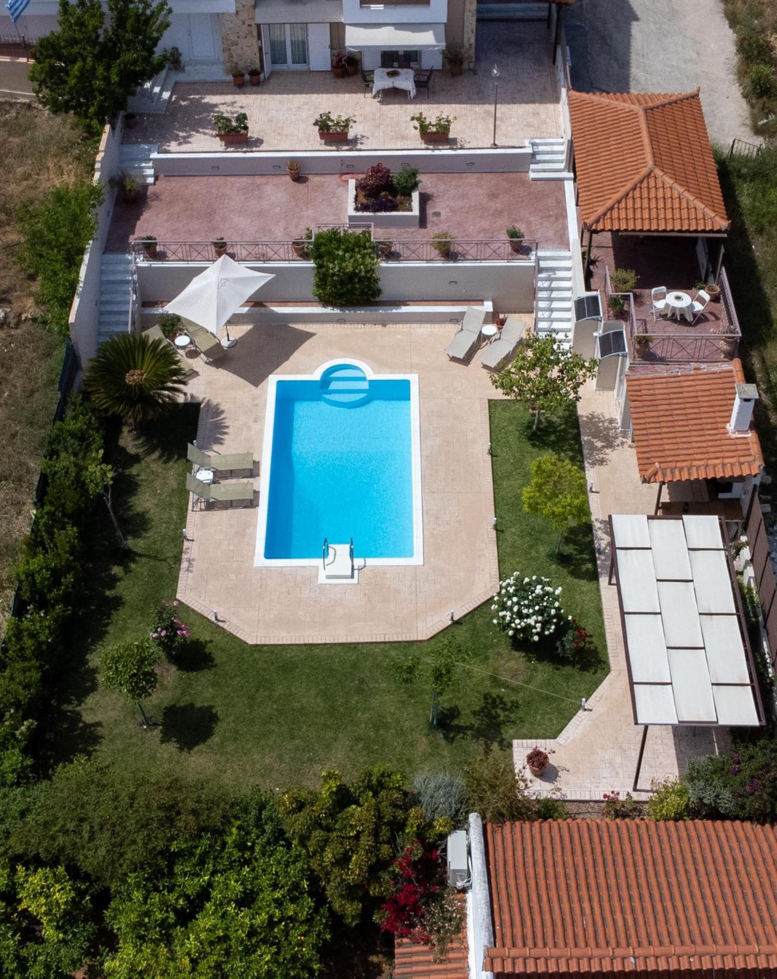 Artemis Riviera Villa Exterior photo